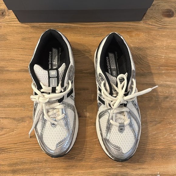 New Balance 1906 - Picture 2 of 4